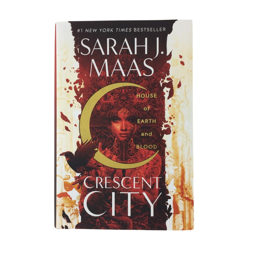 Sarah J Maas Crescent City House of Earth and Blood Hardcover Book 1st Edition